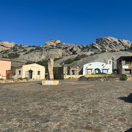 Bed and Breakfast Almary Dream Luxury Baja Sardinia